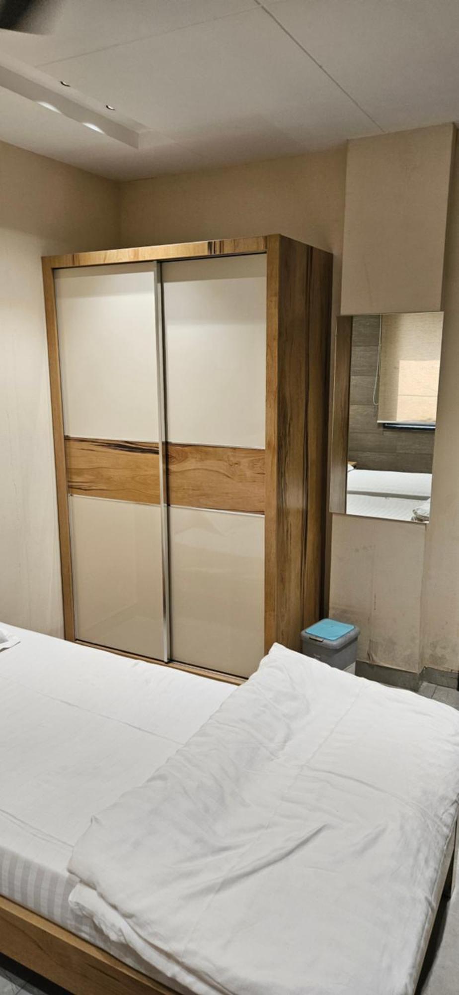 Stayez Studio Apartments Indore Buitenkant foto