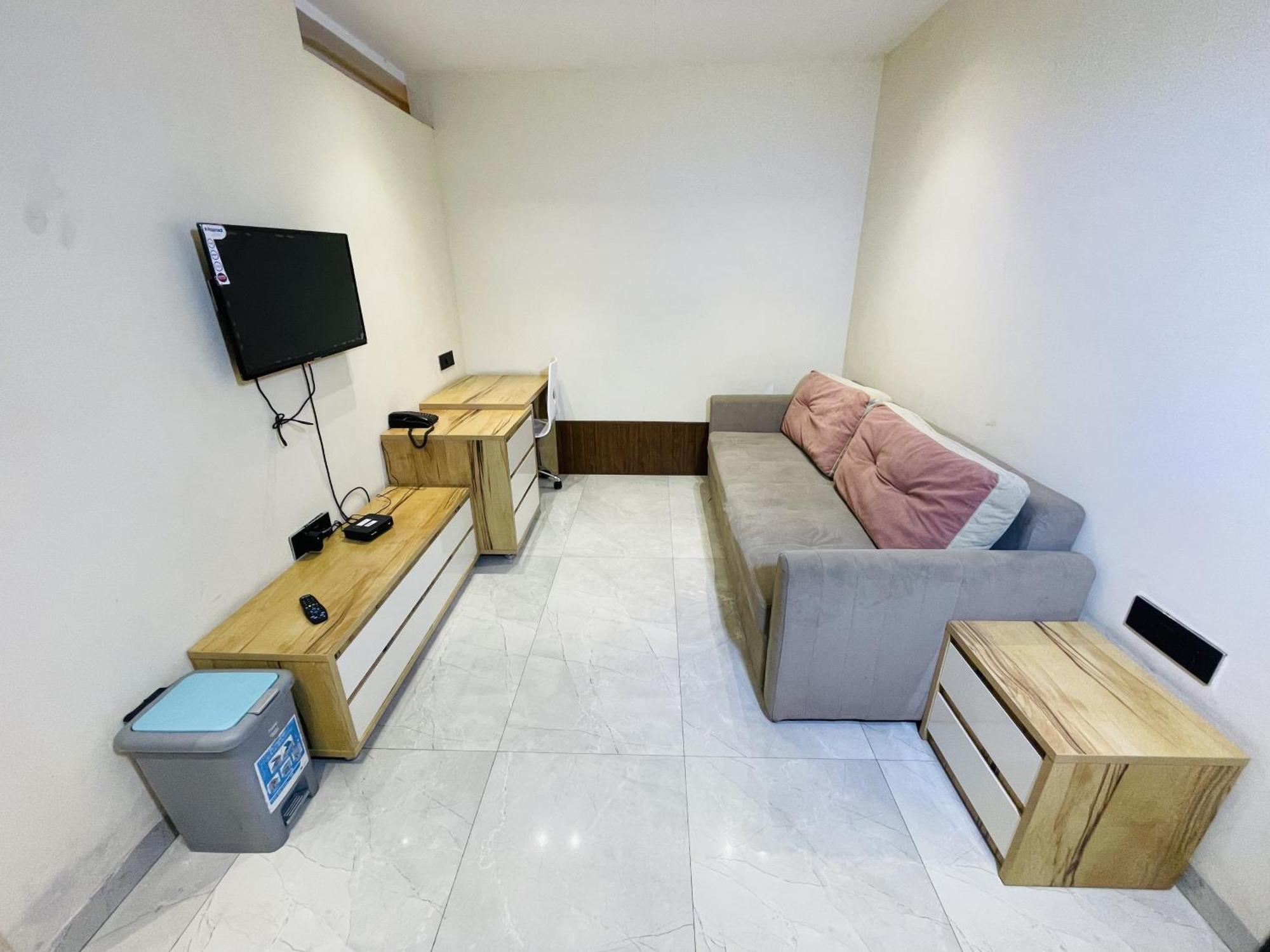 Stayez Studio Apartments Indore Buitenkant foto