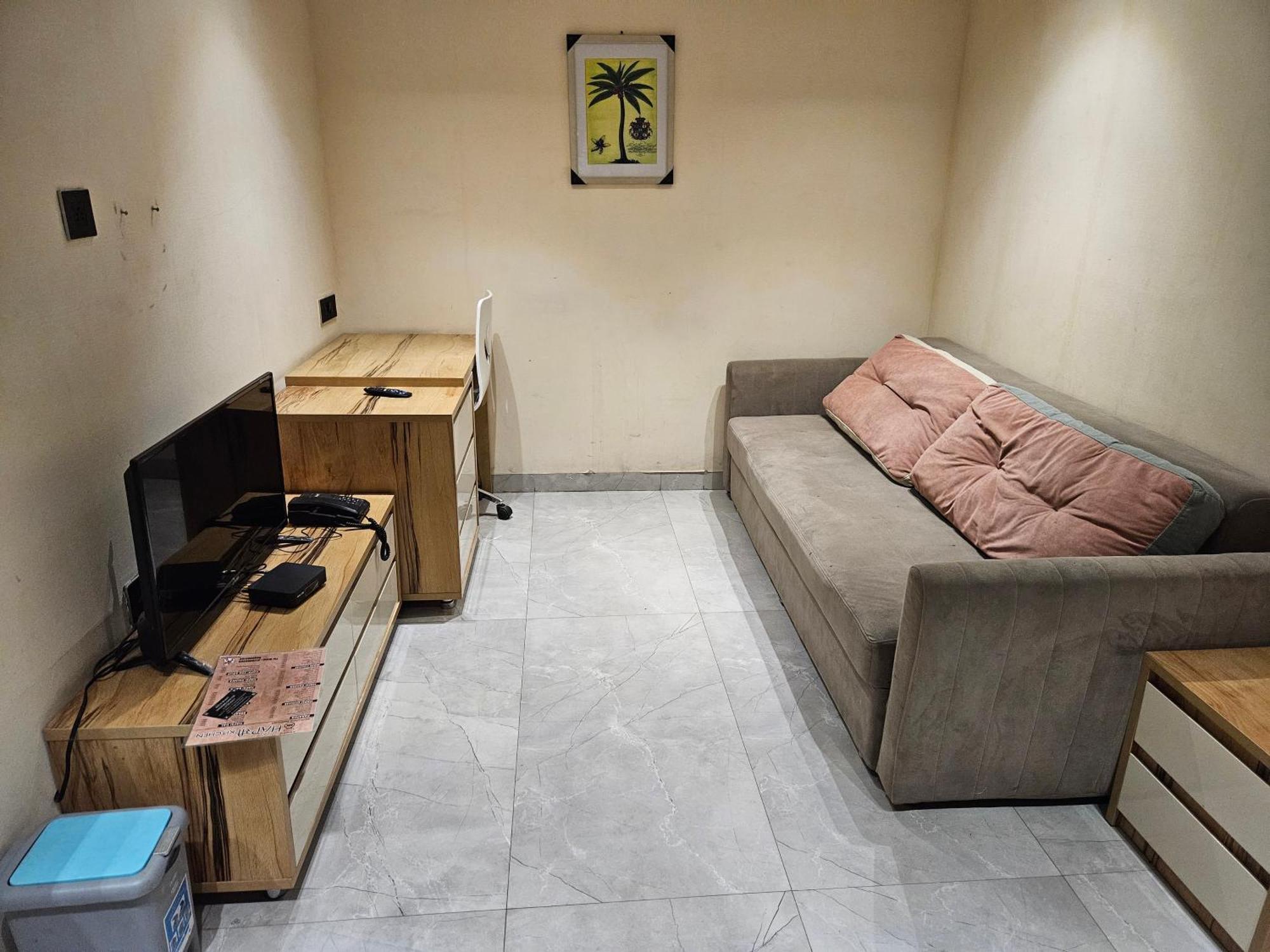 Stayez Studio Apartments Indore Buitenkant foto